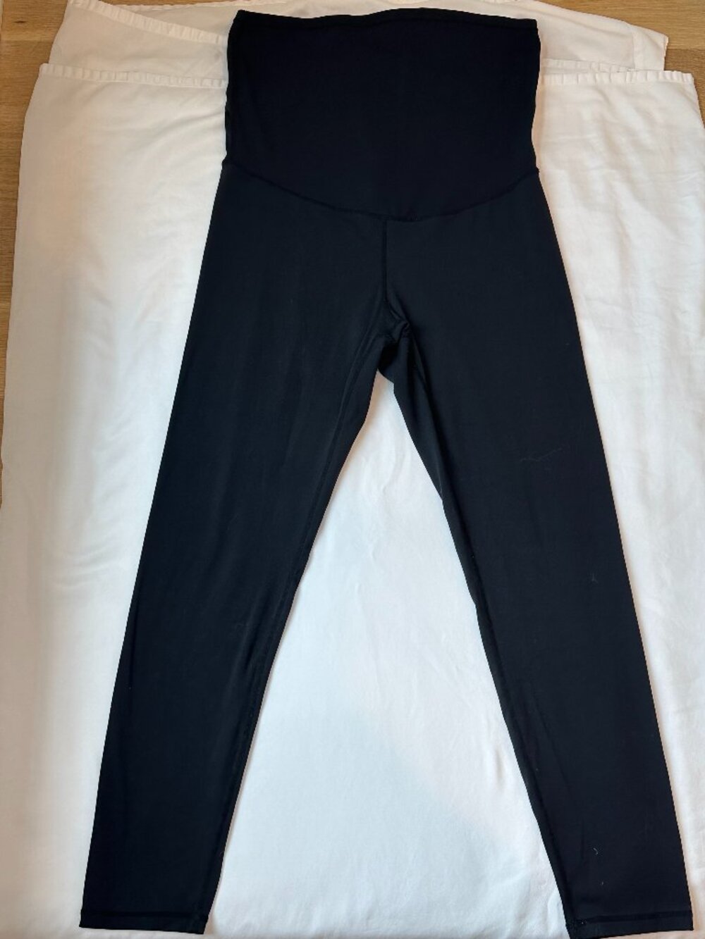 Sunzel black maternity leggings
